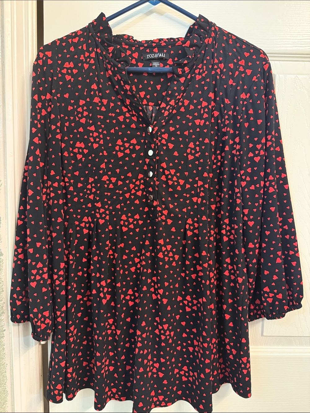 Roz & Ali Black Tunic with Red Heart Print